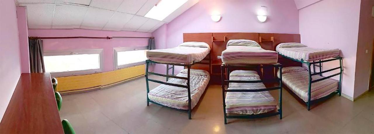 Residencia Albergue Хака Экстерьер фото