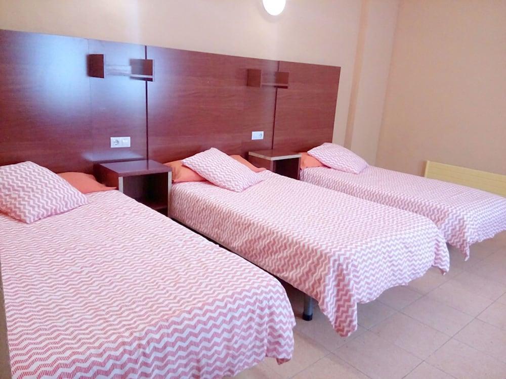 Residencia Albergue Хака Экстерьер фото